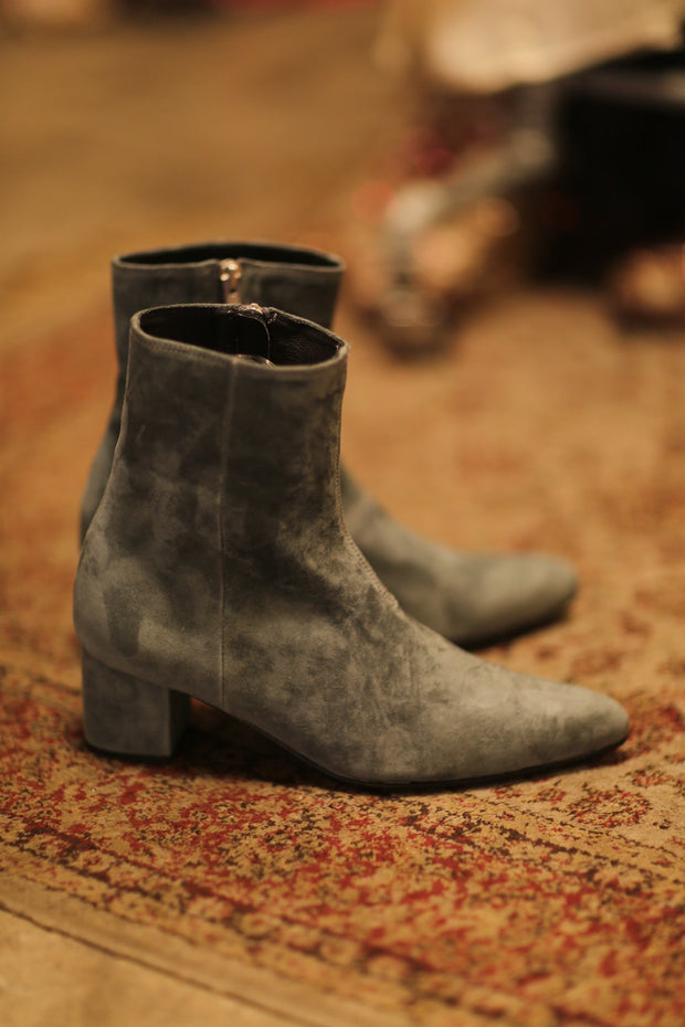 GREY SUEDE BOOTS MOODS - sustainably made MOMO NEW YORK sustainable clothing, boots slow fashion