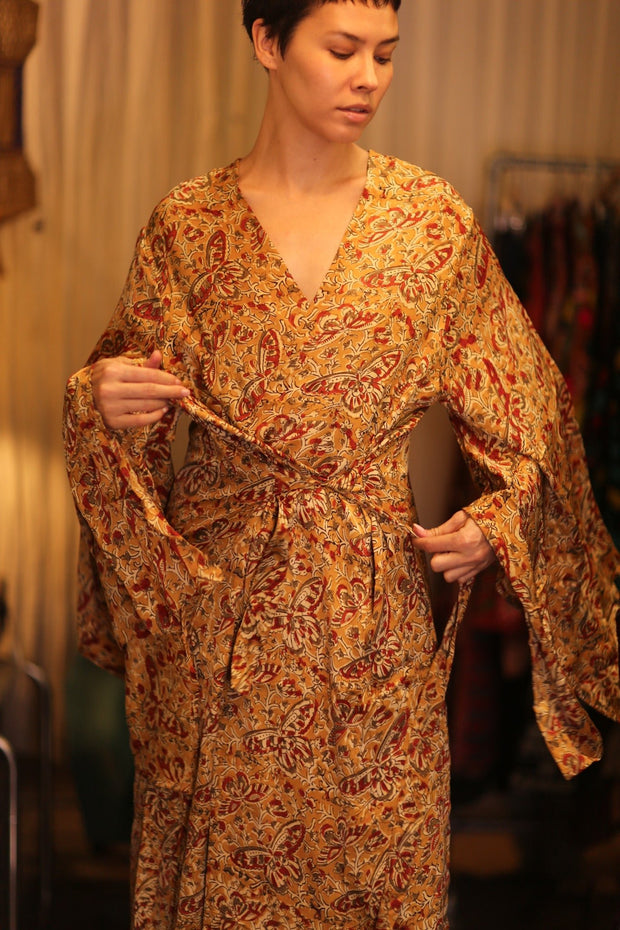 PINA SILK WING KIMONO ANNYTA - sustainably made MOMO NEW YORK sustainable clothing, handmade slow fashion