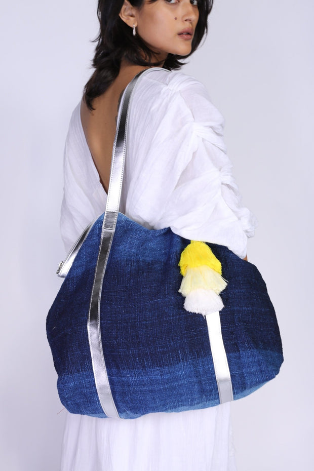 TOTE BAG LOA - sustainably made MOMO NEW YORK sustainable clothing, offer slow fashion